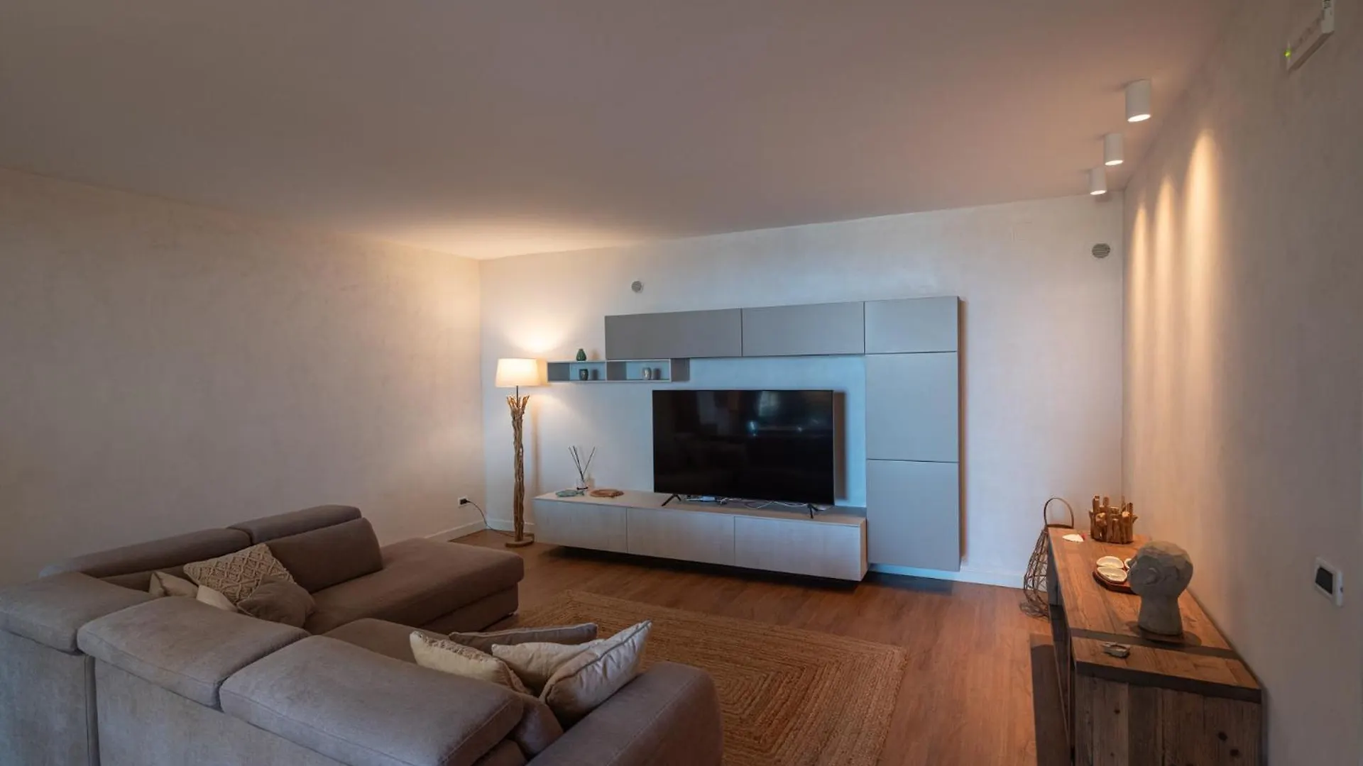 Villa A Scafa Con Vista Mozzafiato Capo d'Orlando Apartment