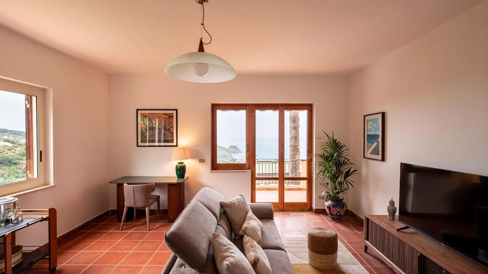 Villa A Scafa Con Vista Mozzafiato Capo dʼOrlando アパート