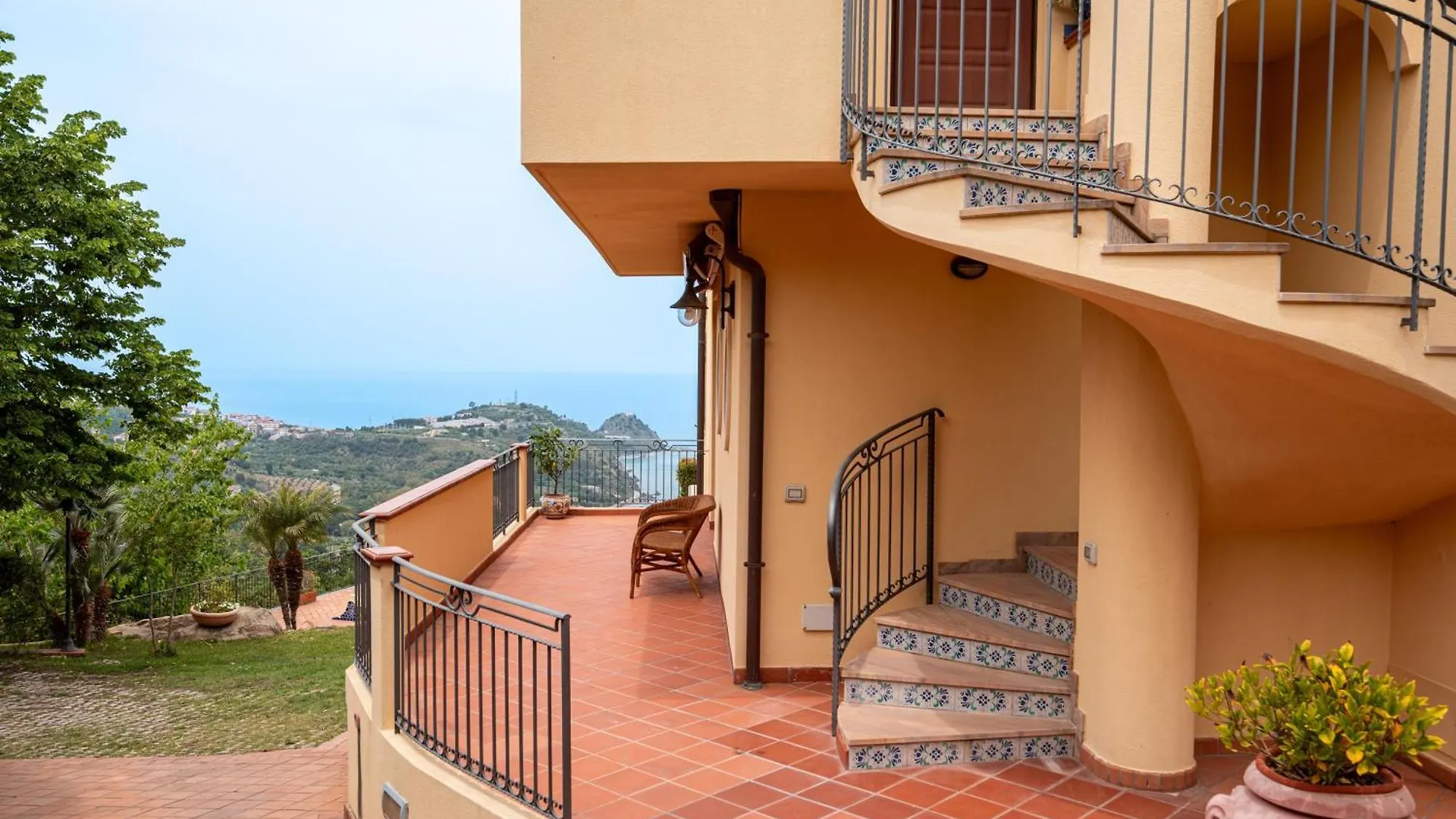 Apartment Villa A Scafa Con Vista Mozzafiato Capo d'Orlando
