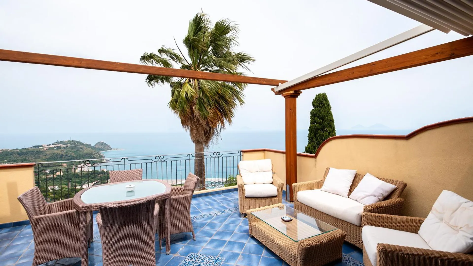 Villa A Scafa Con Vista Mozzafiato Capo d'Orlando Apartment