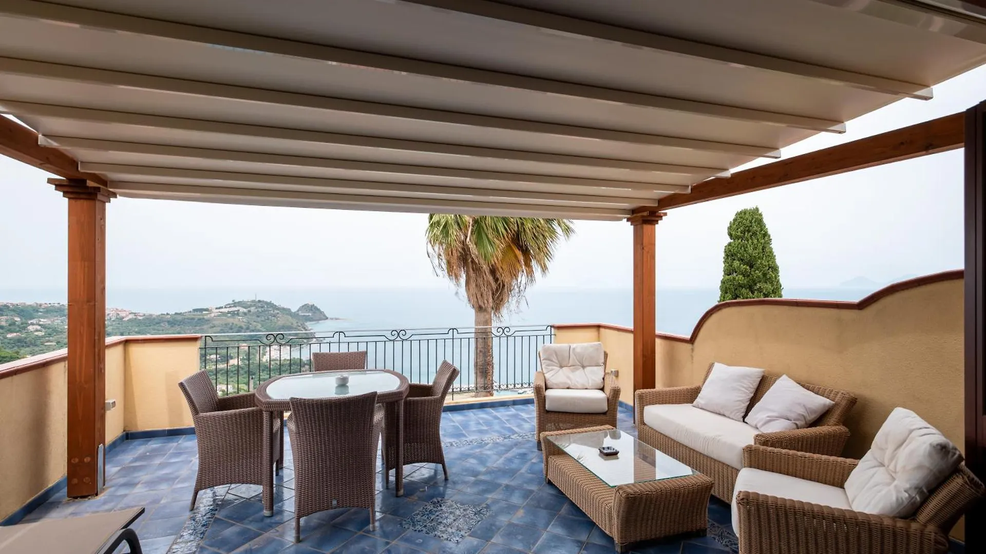 Villa A Scafa Con Vista Mozzafiato Capo d'Orlando Apartment