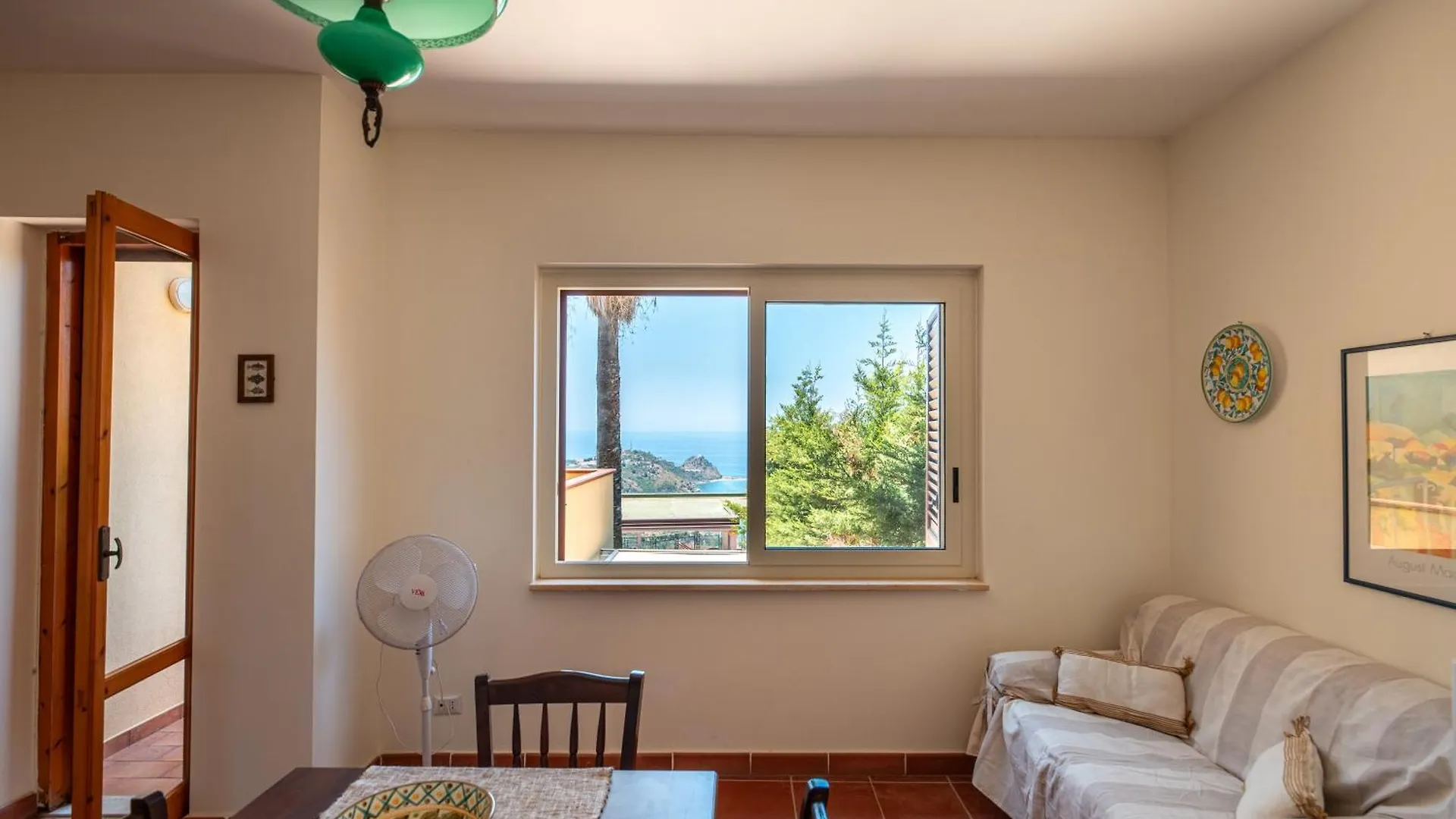 アパート Villa A Scafa Con Vista Mozzafiato Capo dʼOrlando イタリア