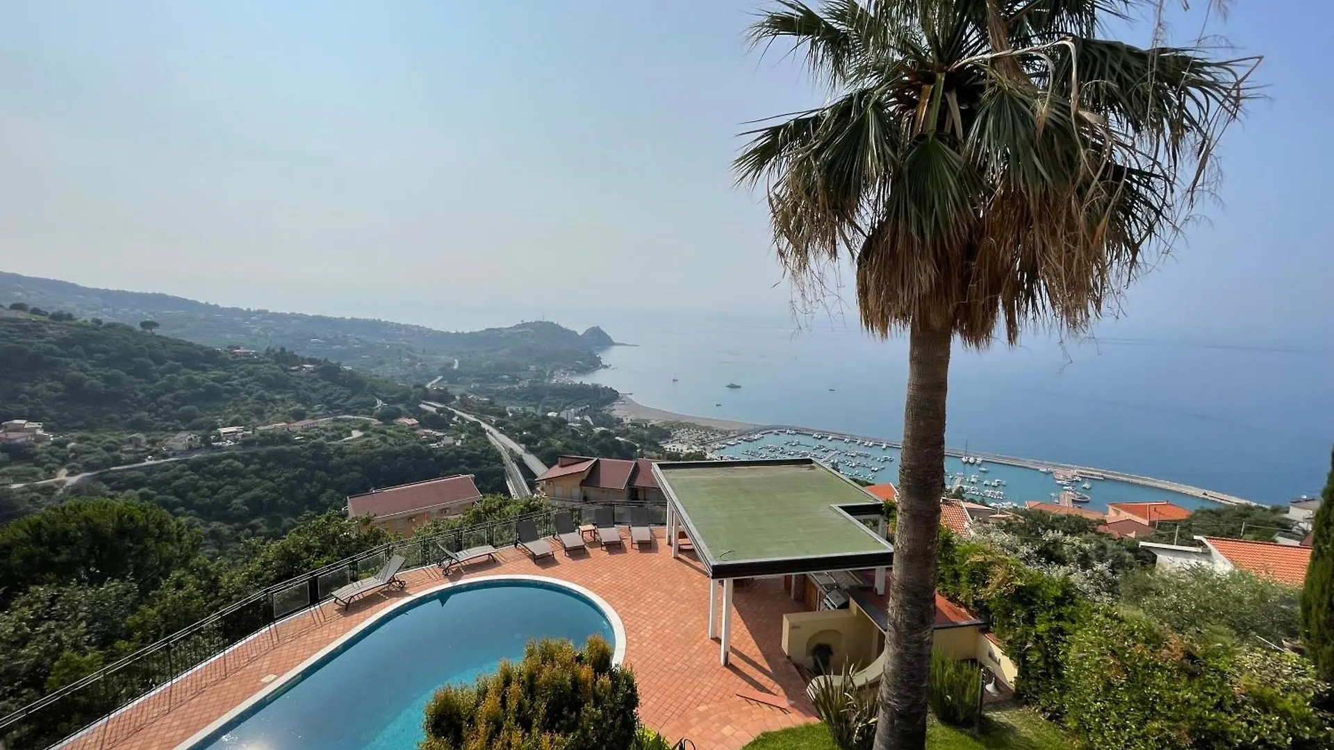 Villa A Scafa Con Vista Mozzafiato Capo d'Orlando